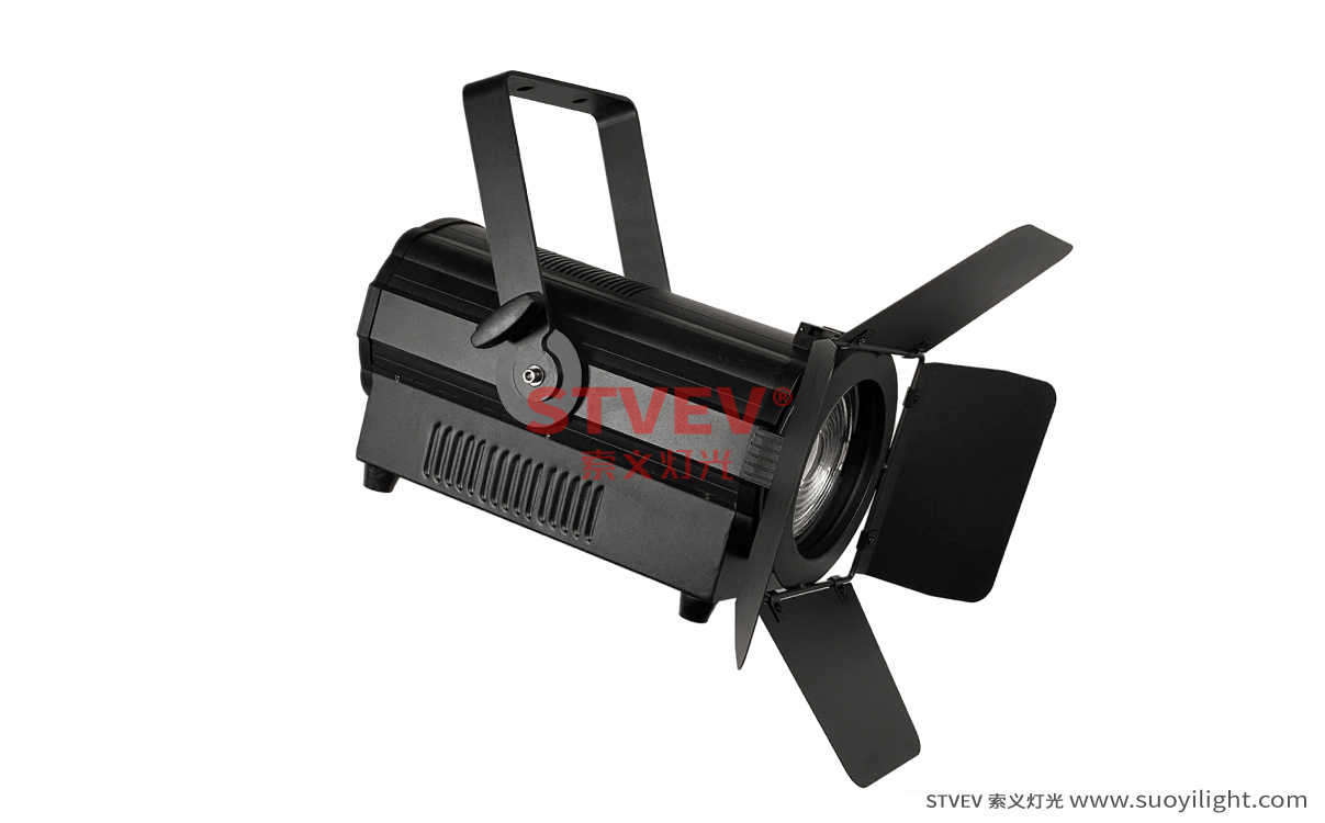 London150W,200W LED变焦聚光灯